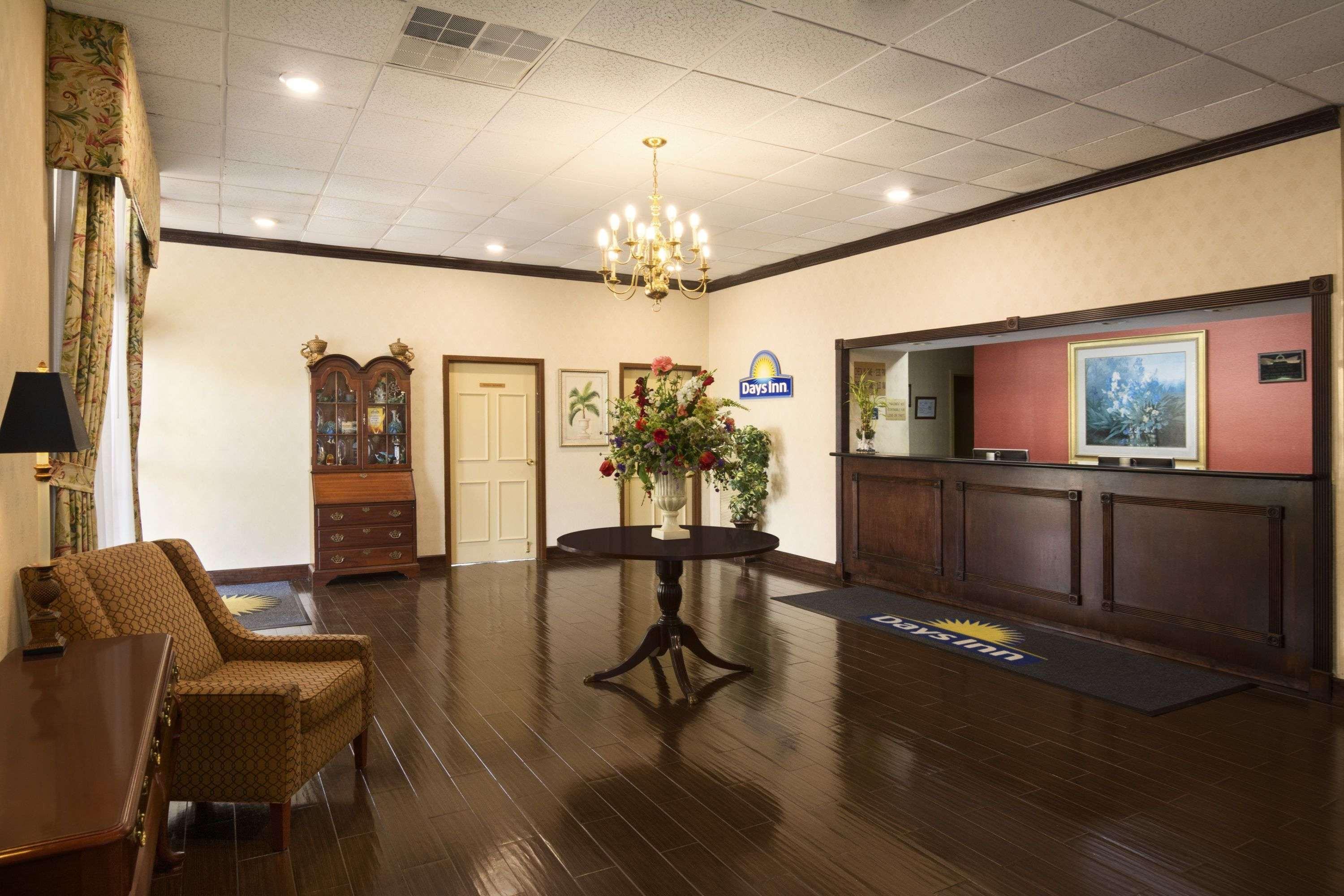 Days Inn By Wyndham Rome Downtown Εξωτερικό φωτογραφία