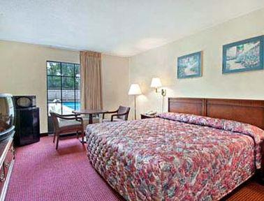 Days Inn By Wyndham Rome Downtown Δωμάτιο φωτογραφία